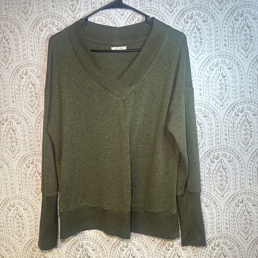 maurices‎ Olive Green Speckled V Neck Long Sleeve Sweater Women's Size S